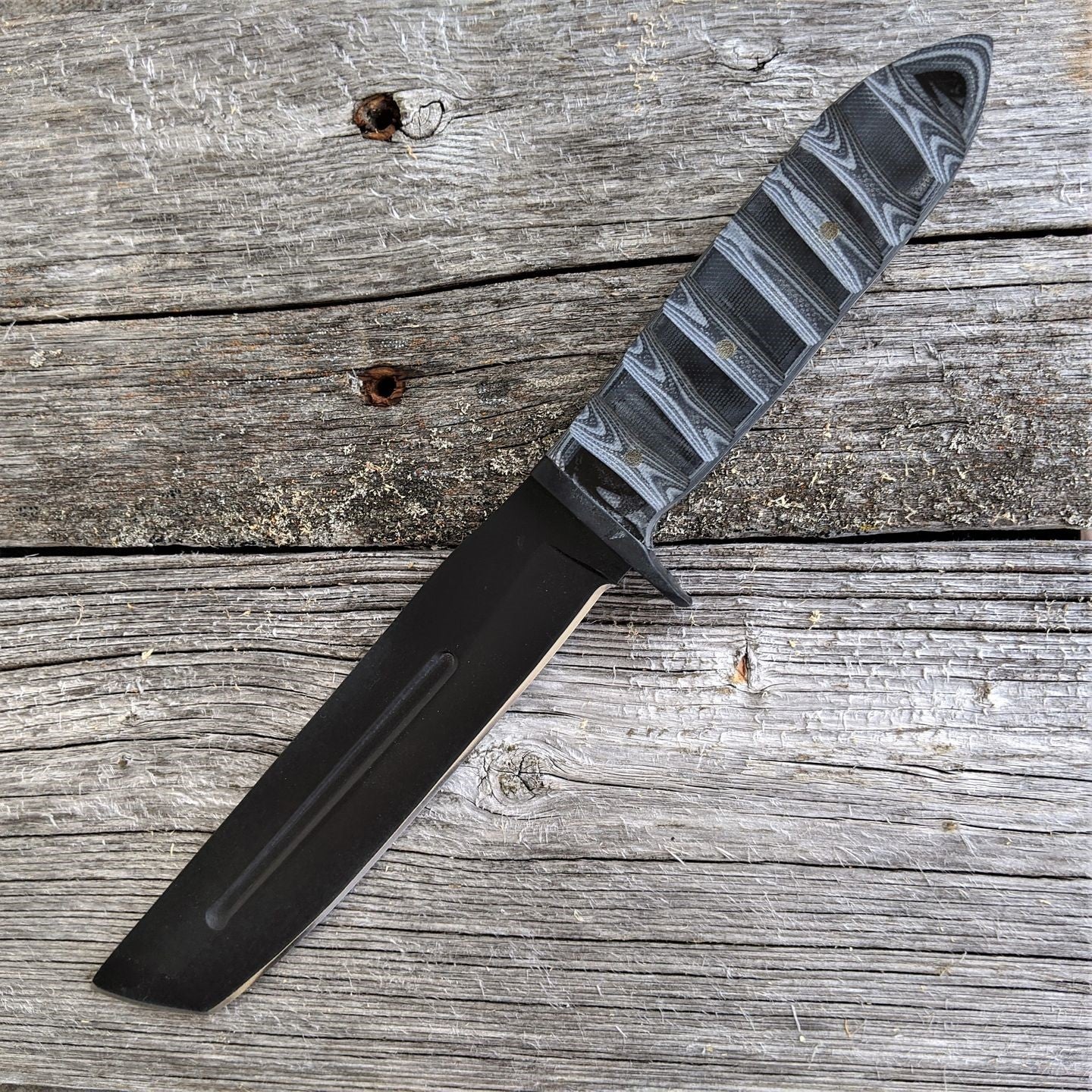 The Recon – “Built for the Quiet Professional”